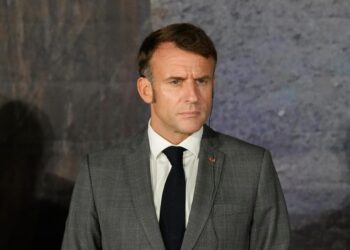 Makron Modyi Fransada keçiriləcək G7 sammitinə dəvət edib