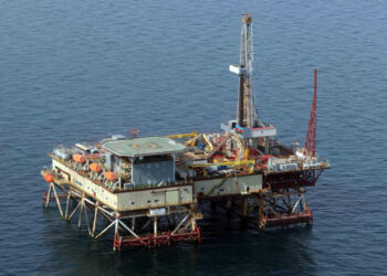 Azərbaycan neftinin qiyməti 70 dollardan aşağı enib