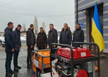 Azərbaycandan Ukraynaya göndərilən generatorlar İrpen şəhərinə verilib