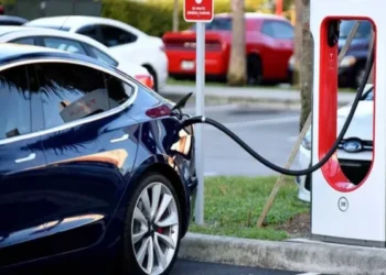 Elektrikli və hibrid avtomobillərin idxalı üzrə göstəricilər açıqlanıb
