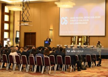 Bakıda C6 ölkələrinin təmsilçilərinin iştirakı ilə beynəlxalq konfrans keçirilir – FOTO