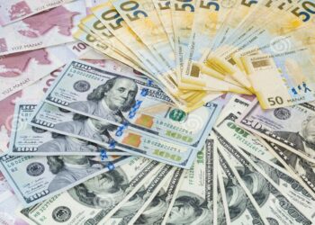 Fiziki şəxslərin əmanətlərinin dollarlaşma səviyyəsi azalıb