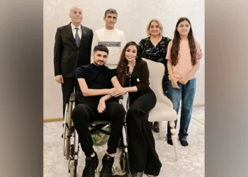 Leyla Əliyeva Vətən müharibəsi qazisi Rəvan Əzizovla görüşüb