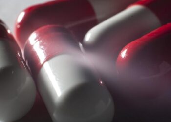 Antibiotik müqavimətinə qarşı süni viruslar hazırlanıb