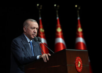 Ərdoğan müxalifətin ədliyyə nazirinin andiçməsini pozmaq cəhdini “banditizm” adlandırıb