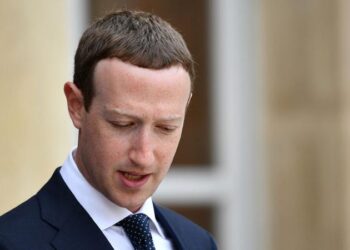 Zuckerberg sosial media asılılığı işində Meta-nı müdafiə edir