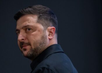 Zelenski İranın münaqişəyə müdaxilə ilə bağlı xəbərdarlıqlarına cavab verdi