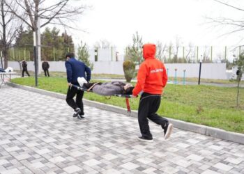 FHN Azərbaycan könüllülərinin yaz düşərgəsində təlim keçirib