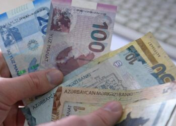 Həmin ailələrə hər ay 422 manat verilir