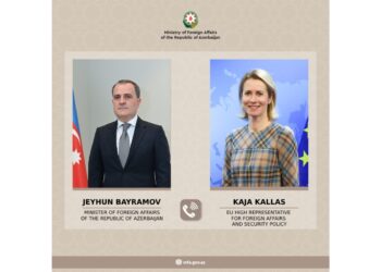 Bayramov Kallasla danışdı