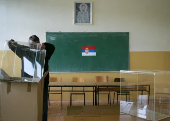 Serbiyada bir neçə şəhər və bələdiyyəyə yerli seçkilər keçirilib