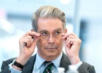 Hörmüzə nəzarəti ələ keçirəcəyik – ABŞ