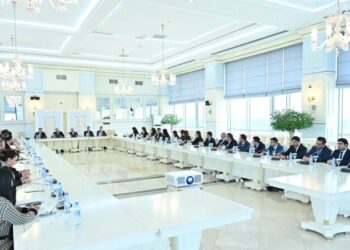 Milli Məclisdə yeni təyin olunmuş hakimlərlə görüş keçirildi