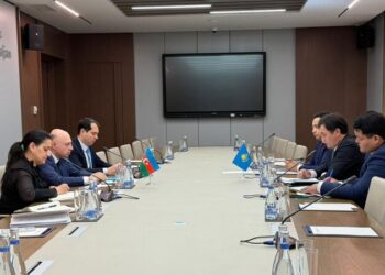 Azərbaycan və Qazaxıstan TDT çərçivəsində əməkdaşlığı müzakirə etdi