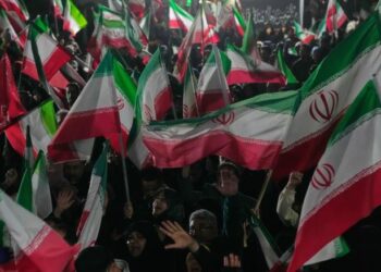İran 7 milyon vətəndaşın silahlı müdafiəyə hazır olduğunu bəyan edib