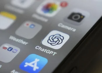 “ChatGPT”nin Azərbaycandakı bazar payı azalıb