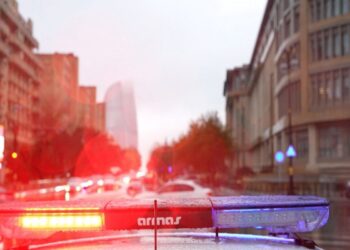 Yol polisi dumanlı hava şəraiti ilə bağlı sürücülərə müraciət edib