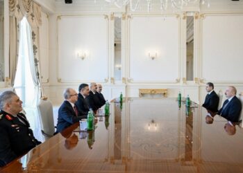 Prezident İlham Əliyev Türkiyənin daxili işlər nazirini qəbul edib