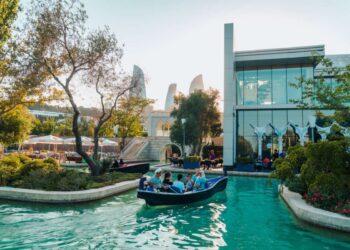 İrandan Azərbaycana turist gəlişi 3% azalıb