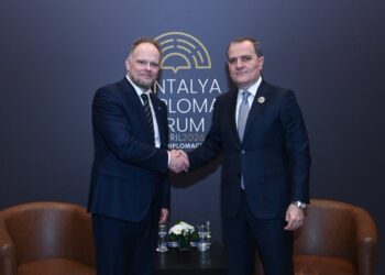 Azərbaycan XİN rəhbəri NATO rəsmisi ilə Ermənistanla normallaşma və Yaxın Şərqi müzakirə edib