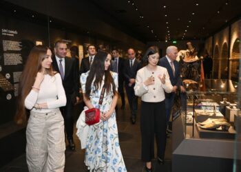 Leyla Əliyeva və Arzu Əliyeva Şəkidə tarixi-memarlıq abidələrinin bərpadan sonra açılışında iştirak ediblər – FOTO