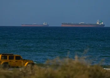 “Tasnim”: İran ABŞ-nin blokadası səbəbindən boğazın mümkün bağlanması barədə xəbərdarlıq edib