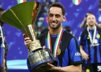 Çalhanoğlu gələcəyi ilə bağlı seçim etdi
