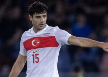 Bundesliqa klubu Türkiyə millisinin üzvü ilə yeni müqavilə imzalamağa hazırlaşır