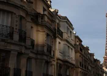 Parisdə II Dünya Müharibəsi bombalarının utilizasiyası üçün minlərlə insan təxliyə edildi