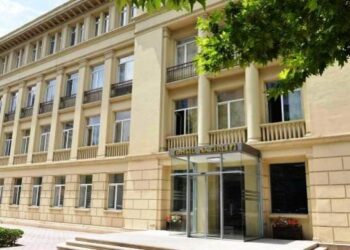 Xaricdə təhsil üzrə sənəd qəbulu başladı