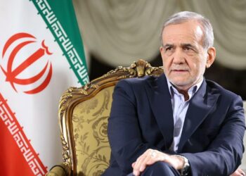 İran Prezidenti yaralı Xameneyi ilə görüşüb