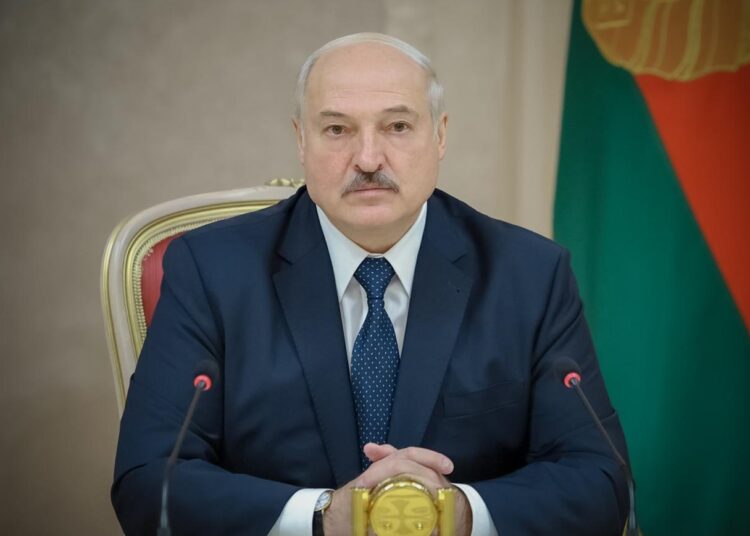 MINSK, BELARUS - SEPTEMBER 22, 2020: Belarus' President Alexander Lukashenko during a meeting with Russia's Primorye Territory Governor Oleg Kozhemyako. Sergei Sheleg/BELTA/TASS

?Ö?µ?ª?????????????Ç¨. ?õ????????. ?ï???µ?∑?????µ???Ç ?Ö?µ?ª?????????????? ???ª?µ?????∞?????? ?ã?????∞?Ä?µ?????? ???? ?????µ???Ç¨ ?????Ç???µ?á?? ?? ?????±?µ?????∞?Ç???????? ?ï???????????????????? ?????∞?Ç¨ ???ª?µ?????? ?†???∂?µ???Ç¨????. ??î?µ?????µ?? ???µ?ª?µ??/?Ö?µ?ª?????/???????î??î