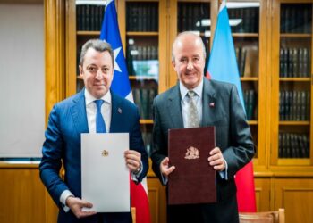 Azərbaycan və Çili arasında siyasi məsləhətləşmələr keçirilib, memorandum imzalanıb