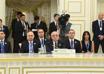 Əli Əsədov MDB Hökumət Başçılarının iclasında WUF13 və Qarabağda görülən işlər barədə məlumat verib