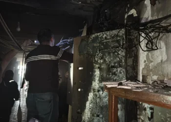 Sumqayıtda yataqxanada yanğın olub, 12 nəfər təxliyə edilib