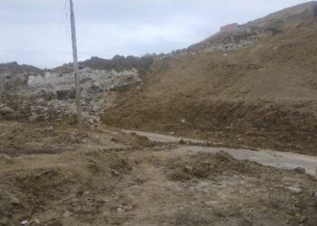 Bakı Ağ Şəhərdə torpaq sürüşməsi
