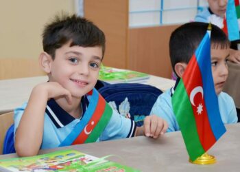 102 minə yaxın uşağın birinci sinfə qəbulu tamamlanıb