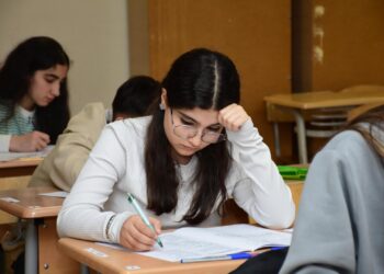 Buraxılış imtahanında 8 nəfər maksimum nəticə göstərib