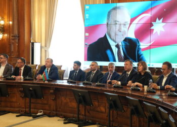 Rumıniya Senatında Ulu Öndər Heydər Əliyevin 103-cü ildönümü qeyd olundu