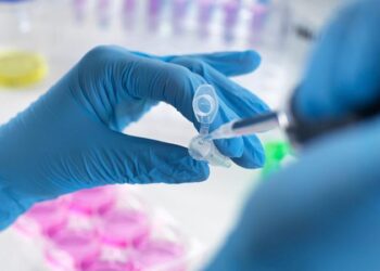 Universitet laboratoriyasında narkotik laboratoriyası