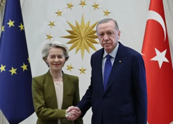 Ərdoğan Fon der Lyayenlə Türkiyə-Aİ münasibətlərini, regional inkişafları və əməkdaşlığı müzakirə edib