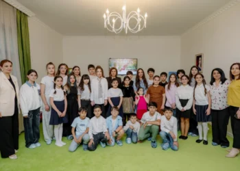 Leyla Əliyeva və Alona Əliyeva Sosial Reabilitasiya Mərkəzini ziyarət ediblər