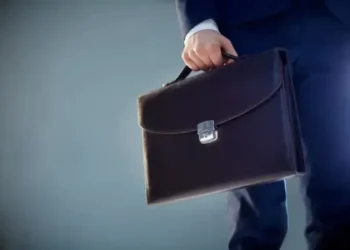 Hərbi xidmətə çağırılan diplomatlar üçün yeni müavinət və imtiyaz müəyyənləşir