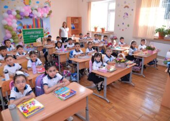 Azərbaycanda şagirdlərin sayı açıqlanıb