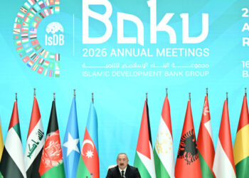 İlham Əliyev: 2032-ci ilə qədər 8 giqavatlıq günəş və külək enerjisi istehsal edəcəyik