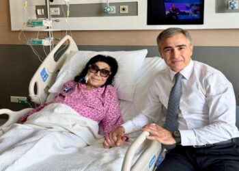 Flora Kərimova xəstəxanaya yerləşdirilib, sənətkarın müalicəsi Mehriban Əliyeva tərəfindən nəzarətə götürülüb