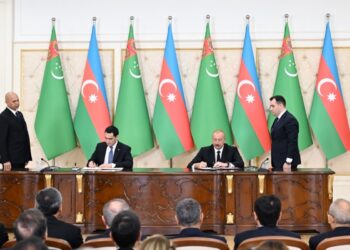 Azərbaycan-Türkmənistan sənədləri mübadilə olunub