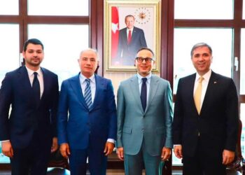 TÜRKPA Baş katibi Ramil Həsən AK Parti sədrinin birinci müavini Efkan Ala ilə görüşdü