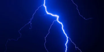 Abşeron yarımadasının bəzi yerlərində şimşək çaxacağı gözlənilir