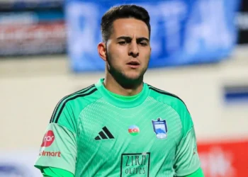 “Zirə” qapıçısı Tiaqo Silva ilə yollarını ayırıb